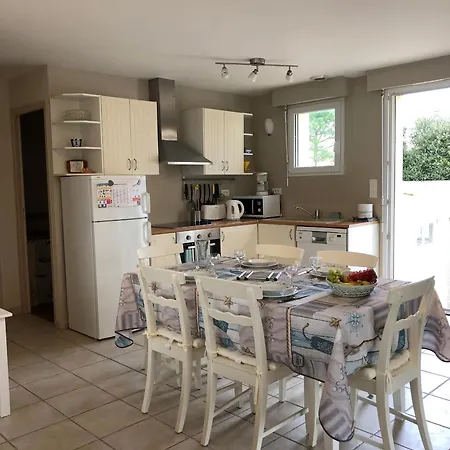 Maison Spacieuse A 100m De La Plage, 6 Pers.